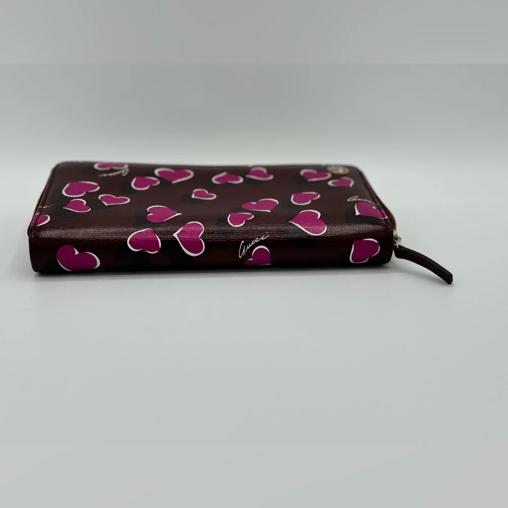 Gucci Betty Heartbeat Zip Wallet Limited
Edition EUC + COA Designer Luxury - Picture 7 of 14